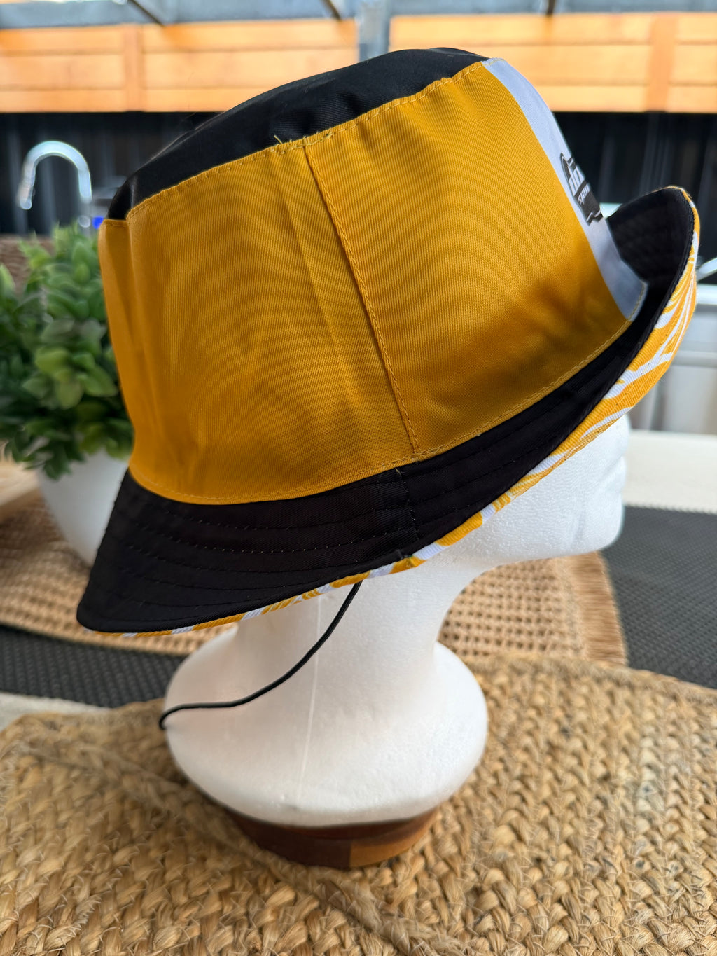 🟡⚫ Kids Yellow & Black Mangopare Reversible Bucket Hat