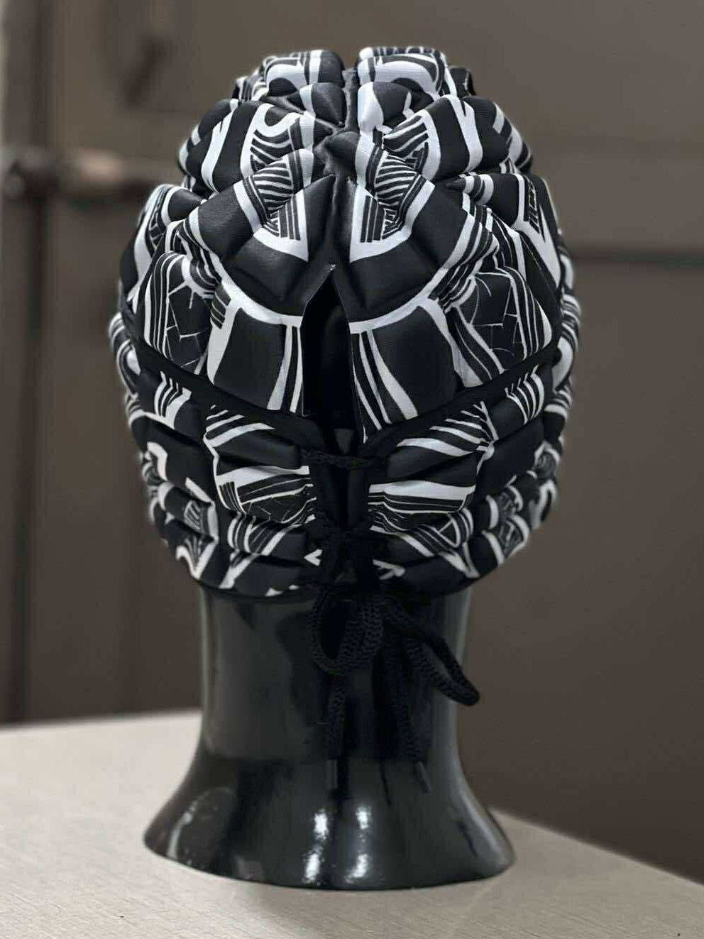 ⚫ Mangopare – Pango Mā (Black/White)