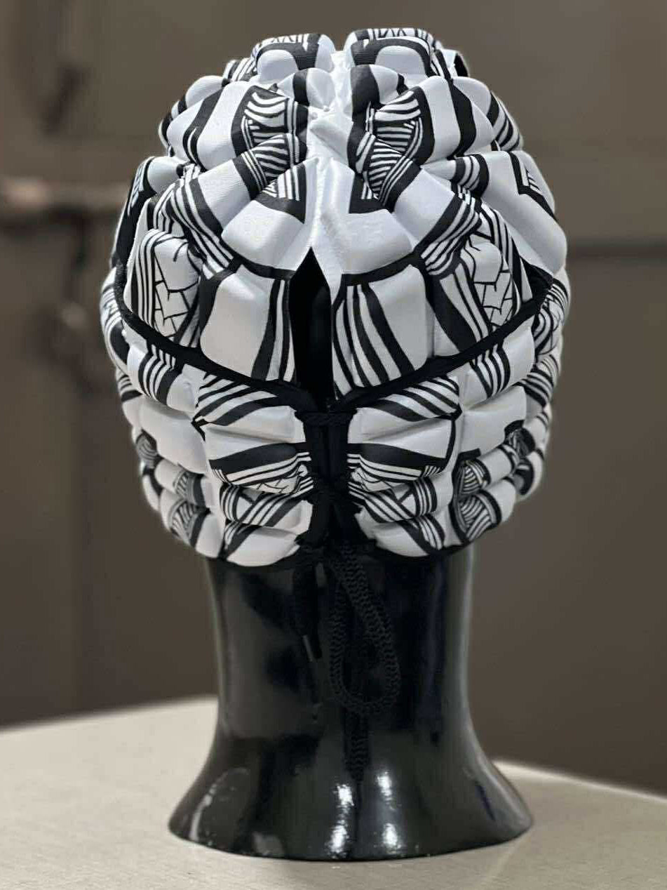 ⚪ Mangopare – Headgear Mā Pango (White/Black)