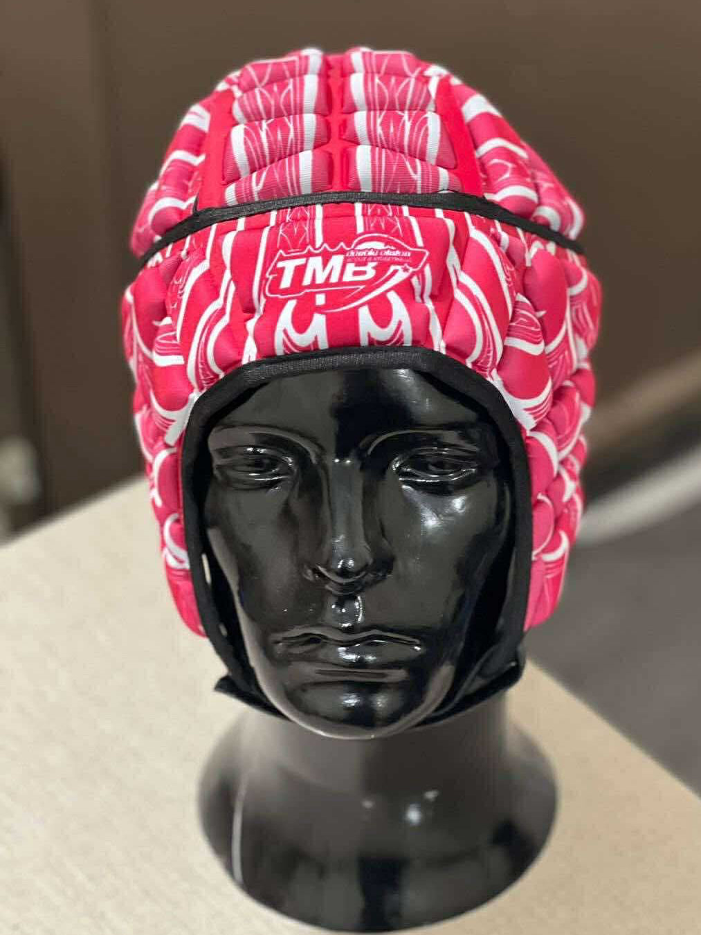 🩷⚪ Mangopare – Mā Whero  (Pink/White)