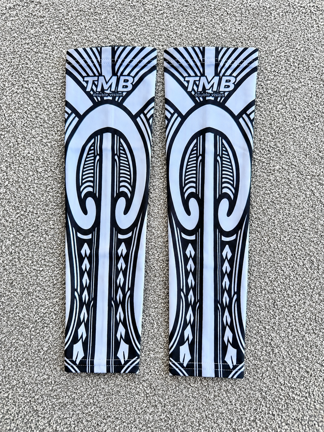 White & Black Arm Sleeves